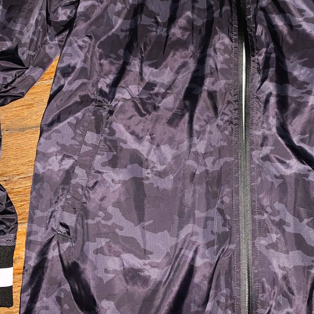 Blue longline men’s camouflage windbreaker